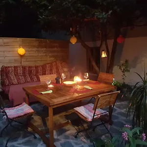  Ferienhaus Maison Atypique Au Pied Du Chateau Frankreich