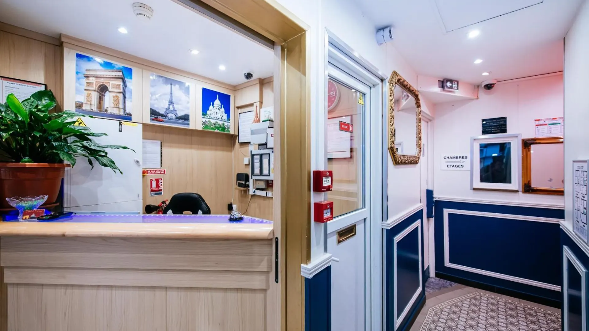 פריז Hotel De La Poste