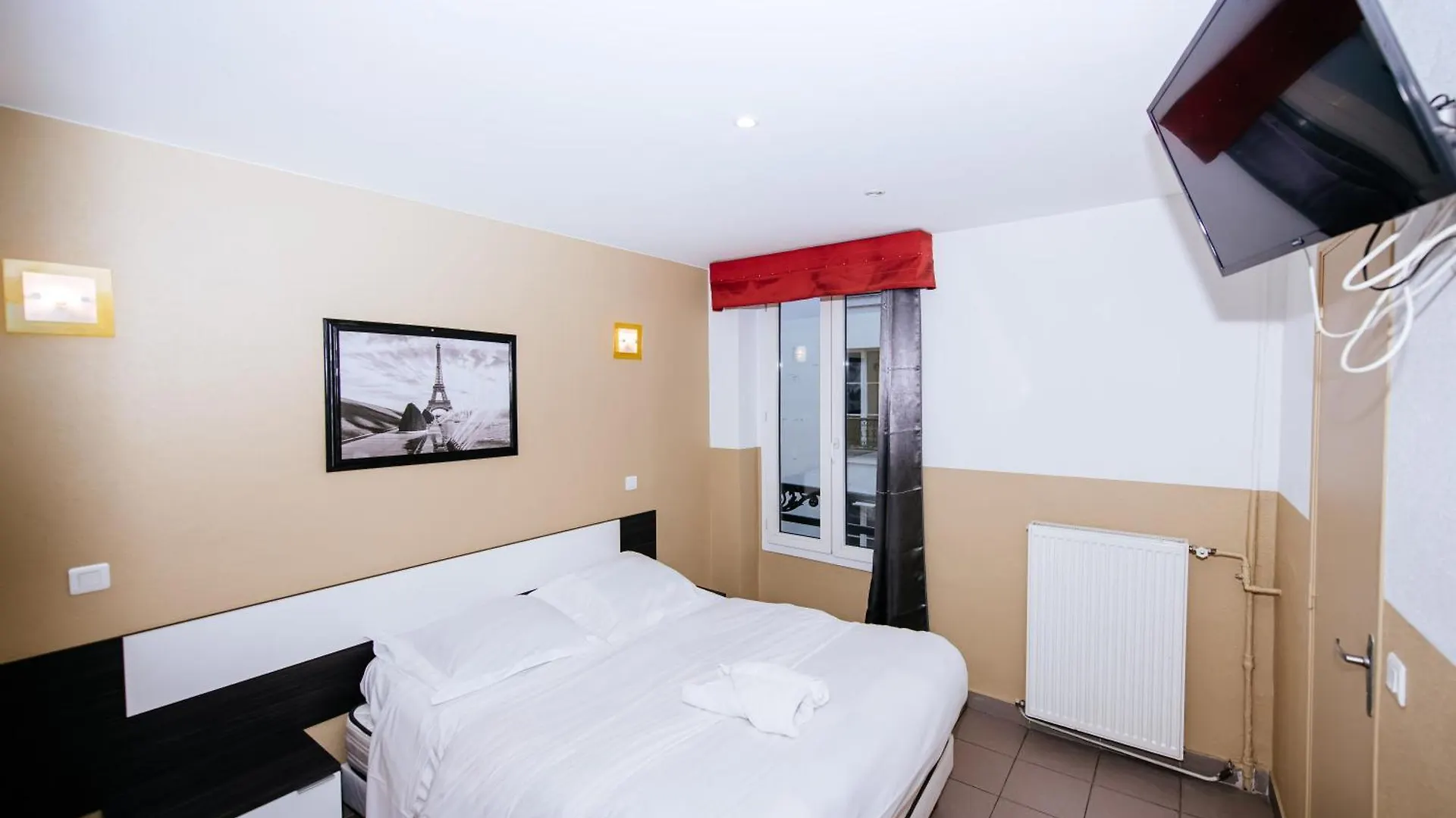 Hotel De La Poste Paris