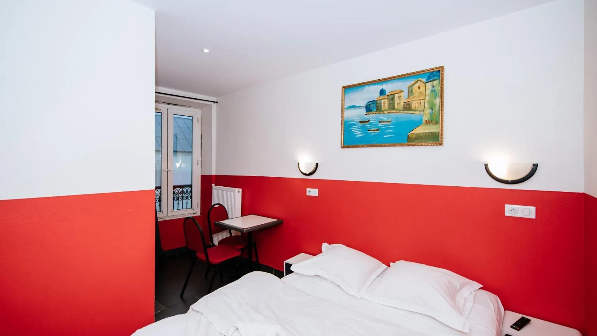 Hotel De La Poste Paris France