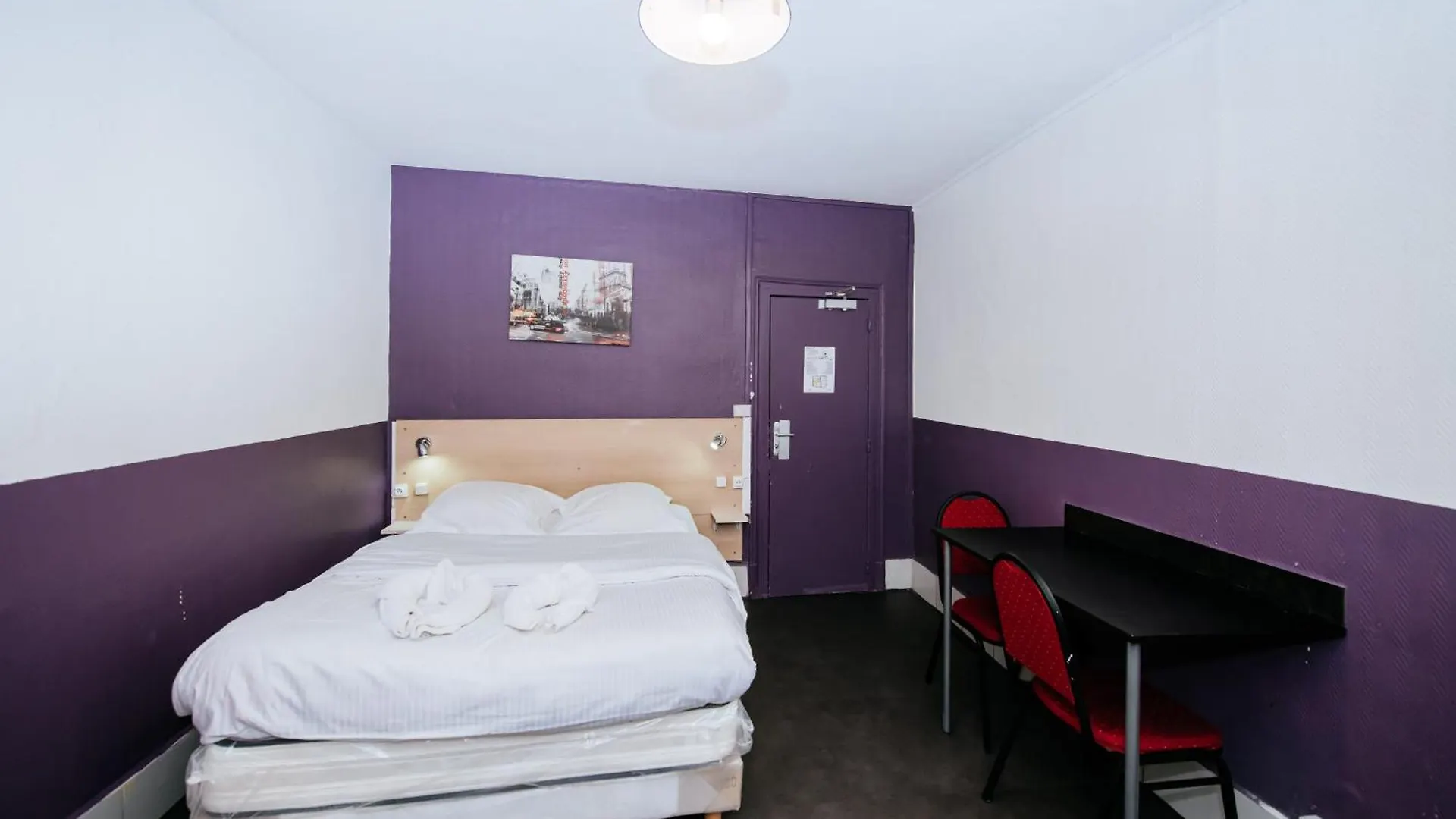Hotel De La Poste Paris