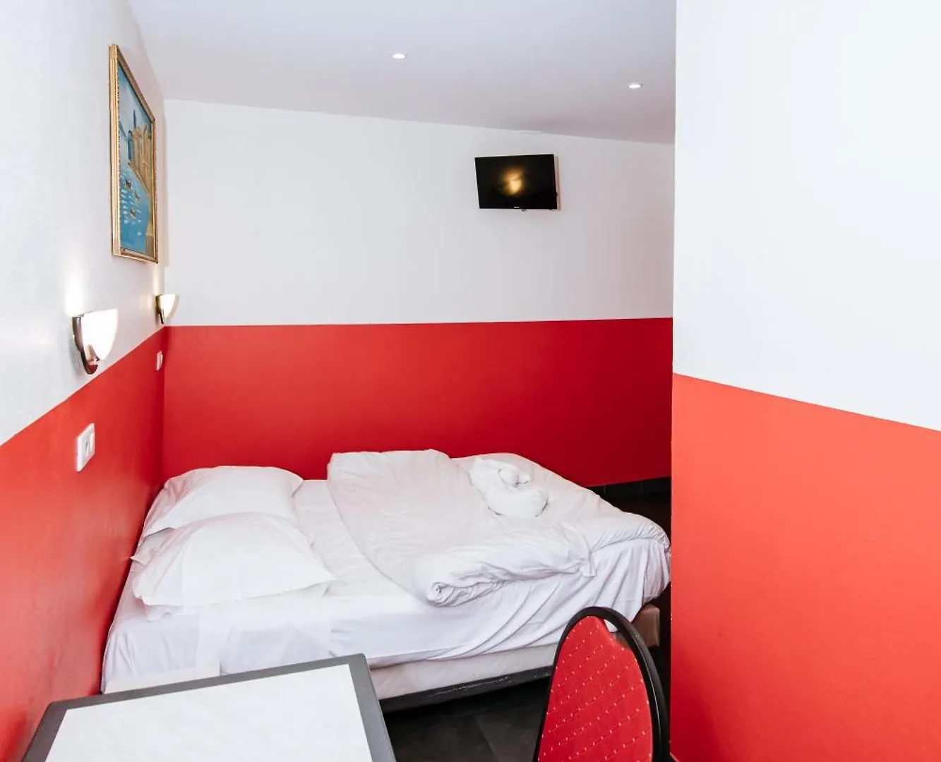 Hotel De La Poste Paris