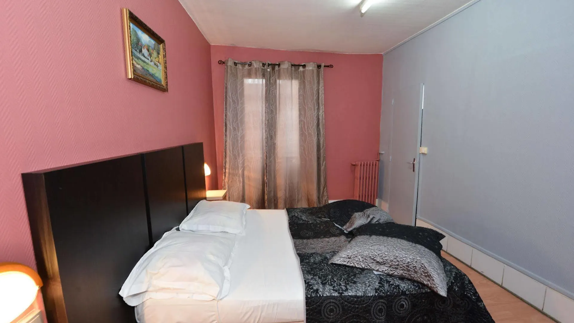 Hotel De La Poste Paris